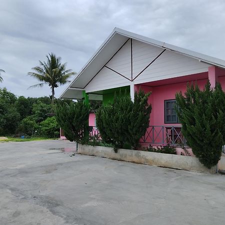 Chanakarn Guesthouse Sangkhla Buri Exteriör bild